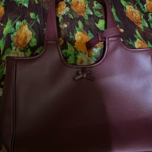 Elegant Burgundy Handbag
